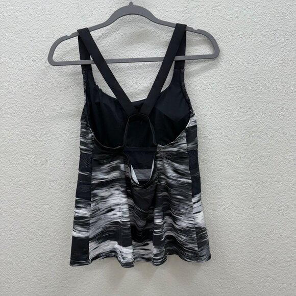 Nike Print Tankini Swim Bathing Suit Top Womens size Large NESSA233 KO17277 - Picture 5 of 7